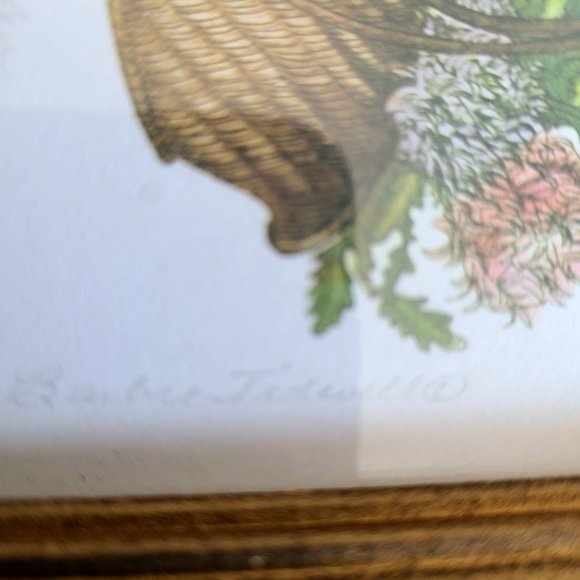 Small framed picture. Flowers in basket. Signed by artist. - Picture 5 of 7